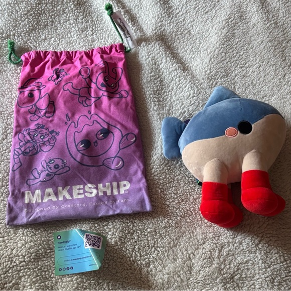 NEW WITH BAG Makeship Shark in Boots Plushie Artizzy Limited Edition Plush NWT - Picture 2 of 8
